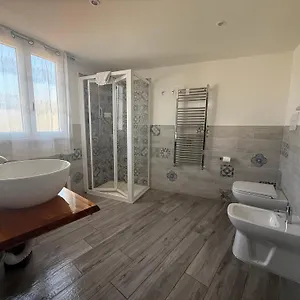 https://la-piccola-formica-charme-rooms.palermohotels.org
